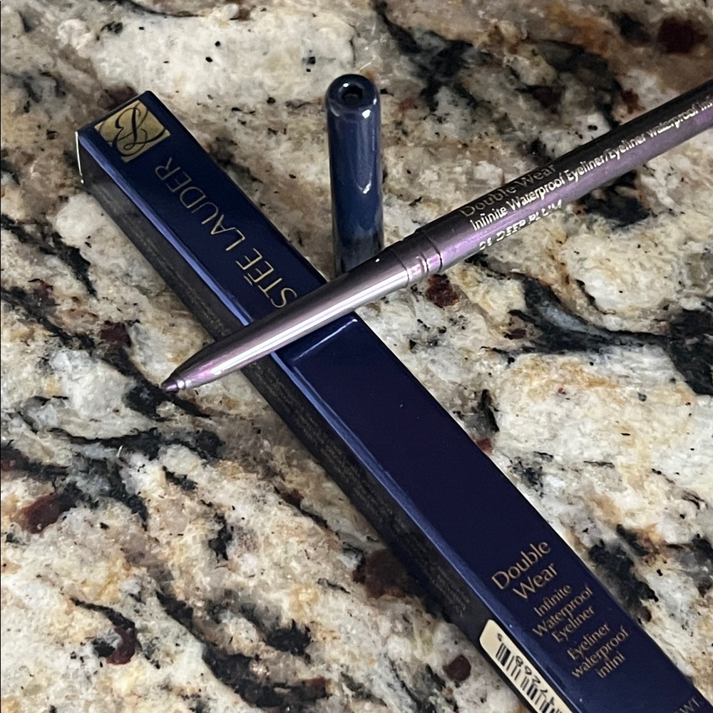 ⚡️🎃Estee Lauder Deep Plum Double Wear Waterproof Eyeliner - Picture 3 of 10